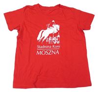Červené tričko s potiskem